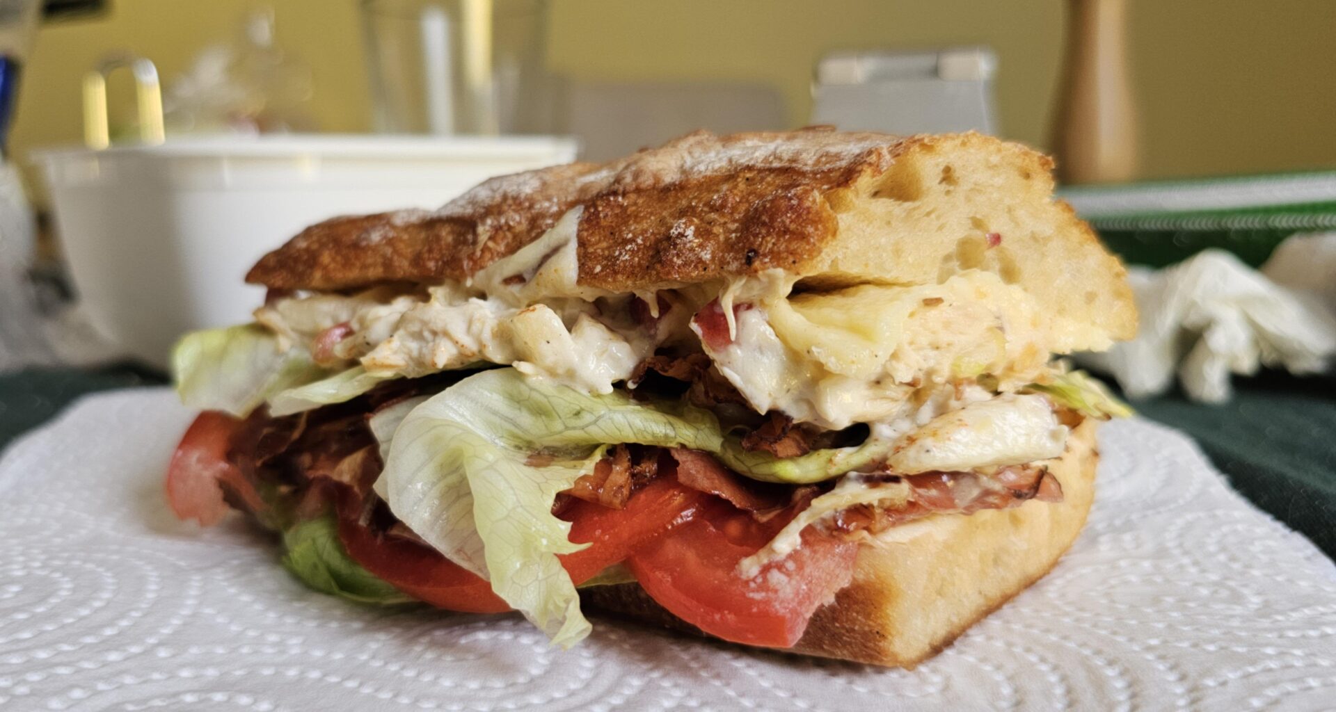 Hab mal eine Stunde in der Küche verbracht um einen Sandwich zu machen - hat sich aber ausgezahlt