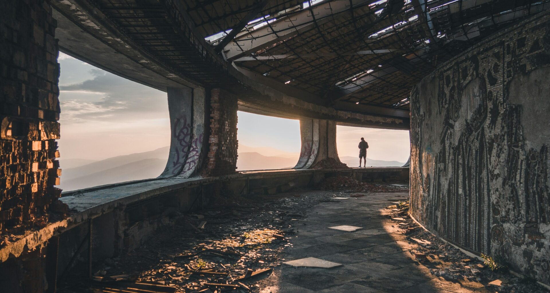 Buzludzha, Bulgaria