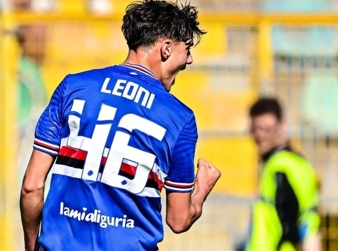 [Romano] Italian talented centre back Giovanni Leoni (2006) will sign new deal at Sampdoria until June 2027. Samp triggered €1.5m buy option. Leoni could be sold this summer with Inter, AS Monaco, Tottenham tracking him. Samp want €4m fee and keeping him on loan until 2025.