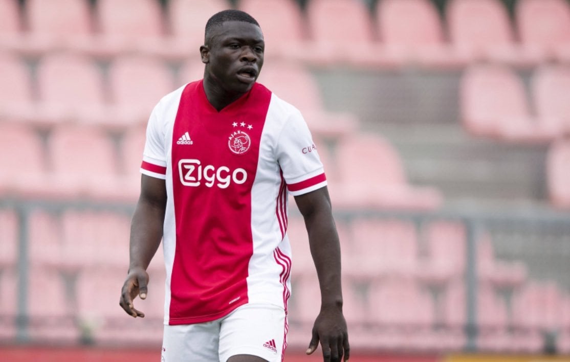 [Guarro] Inter, in recent days the candidacy of Brian Brobbey, Ajax's 2002 striker, has been proposed. A chat that doesn't seem to have taken much movement.