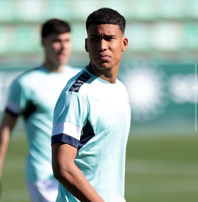 [Moretto] The negotiations for Álex Pérez (defender born in 2006 from Real Betis) have entered a ‘hot phase’. Inter is ready to make a loan + option to buy offer for the defender- the club is optimistic.