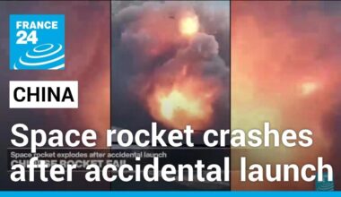 Video captures moment Chinese space rocket crashes after accidental launch • FRANCE 24 English