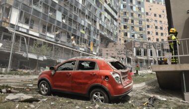 Russia strikes Ukraine's largest children's hospital