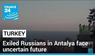 Russians in exile in Turkey’s Antalya face uncertain future • FRANCE 24 English