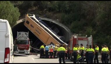 No comment : au moins 45 personnes blessées dans un accident d'autocar sur l'autoroute de Barcelone