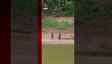 Rare sighting of uncontacted indigenous people in Peru. #Tribes #Peru #BBCNews