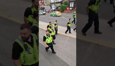 Police officers outnumbered in Leeds riots #news #shorts