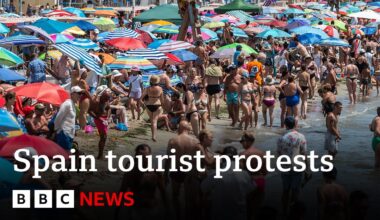 Spain set for protests over tourism | BBC News