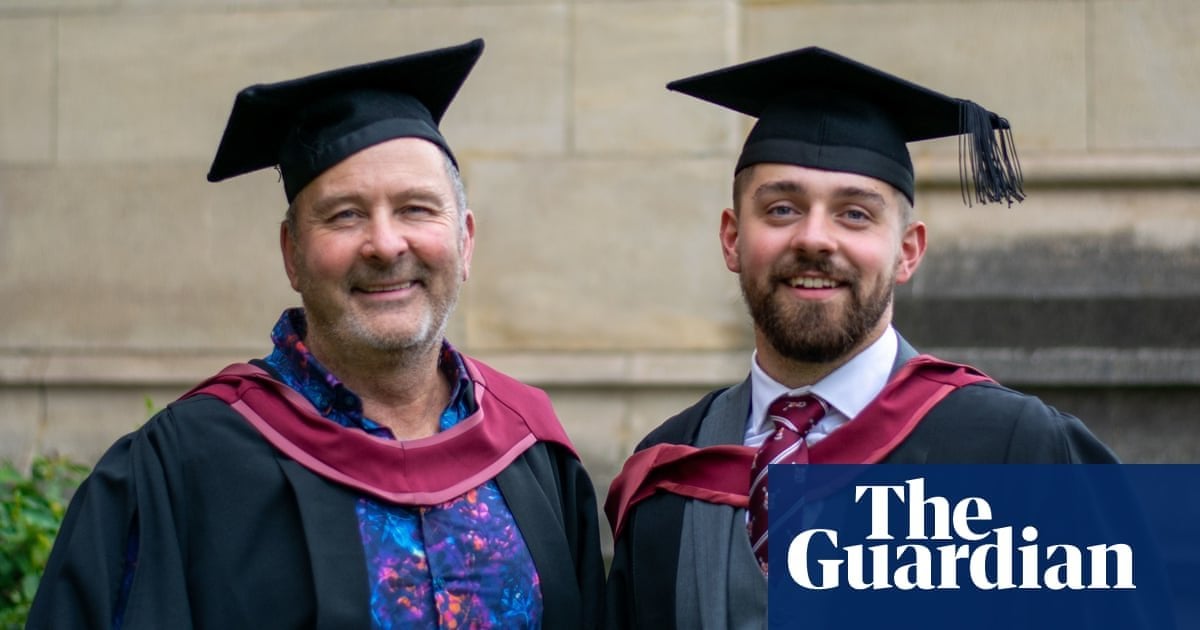 Man graduates 41 years after being denied ceremony by parrot problem | University of Bristol