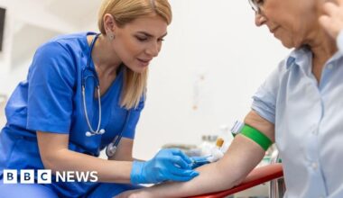 Blood stocks 'unprecedentedly low': this is your sign to go and get free biscuits and go do a good thing.