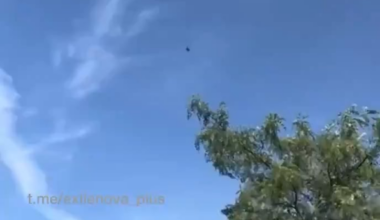 Possible first sighting of an F-16 over Ukraine.