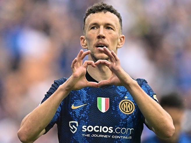 [Biasin] I don’t have the slightest idea if this possibility exists (management and Mr. Inzaghi will talk in the next few hours) but, due to Buchanan’s big injury, would you like to see Perisic again at Inter?