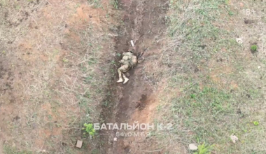 Aftermath of a failed Russian attack on Ukrainian positions. Multiple Russian casualties seen. Slightly graphic.