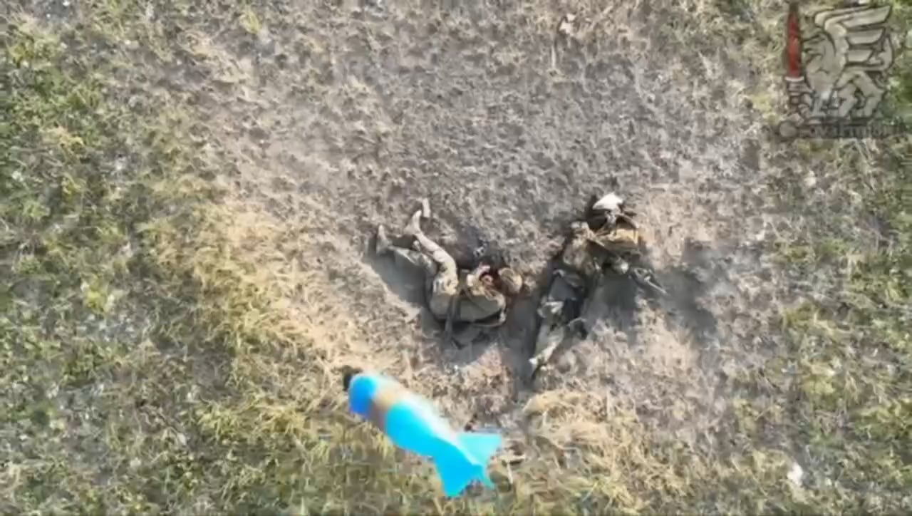 Accurate drone dropped grenade strike lands directly on a Russian soldiers head.