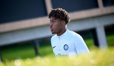 [Diario] Real Madrid set their eyes on young Inter central defender Yann Bisseck. Real Madrid wants to continue with its youth purchasing policy and Bisseck is wanted since he is only 23 years old. The German defender completed his first season at Inter this year and put himself on Real’s radar.