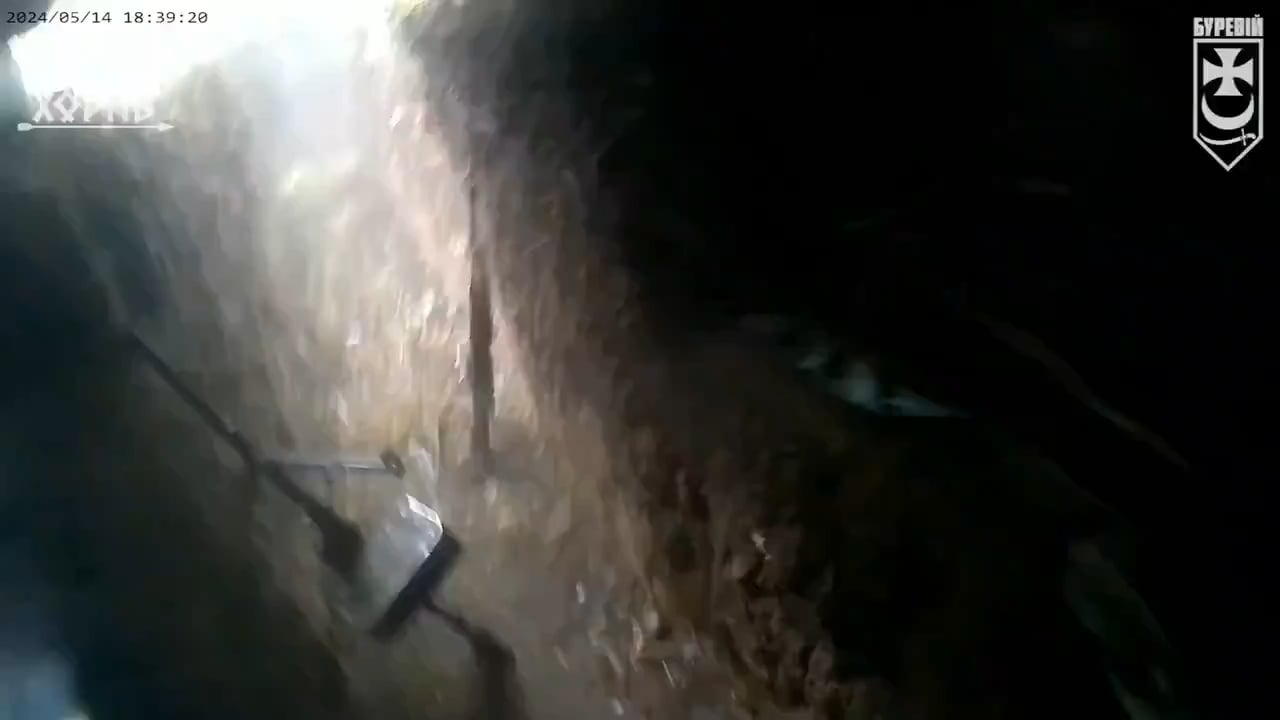 Uncensored version of the video circulating this week of the Russian soldier losing his face in a Ukrainian trench.