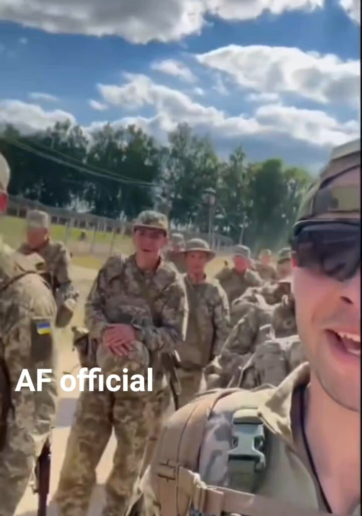 Ukrainian conscripts in training, soon to be combat troops. Godspeed, soldiers!