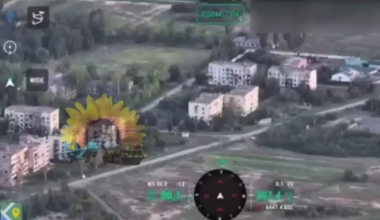 Drone footage of the Ukrainian Air Force dropping a French AASM-250 "Hammer" aerial bomb on an occupied building in Nesterianka, Zaporizhzhia Oblast.