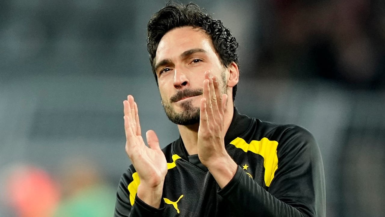 [BILD] The interest from Italy in Mats Hummels is getting stronger and stronger. Specifically, the Milan clubs AC Milan and Inter want him.