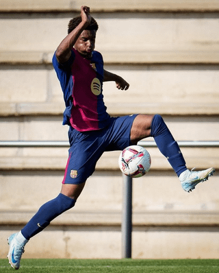 Alejandro Balde on IG : After 5 months, I'm back! Thank you to everyone who has supported me during this time. Let's go Barca!