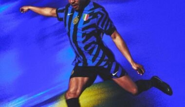 Nike describes the Inter home kit design, especially the disruption of the classic vertical stripes, like this: