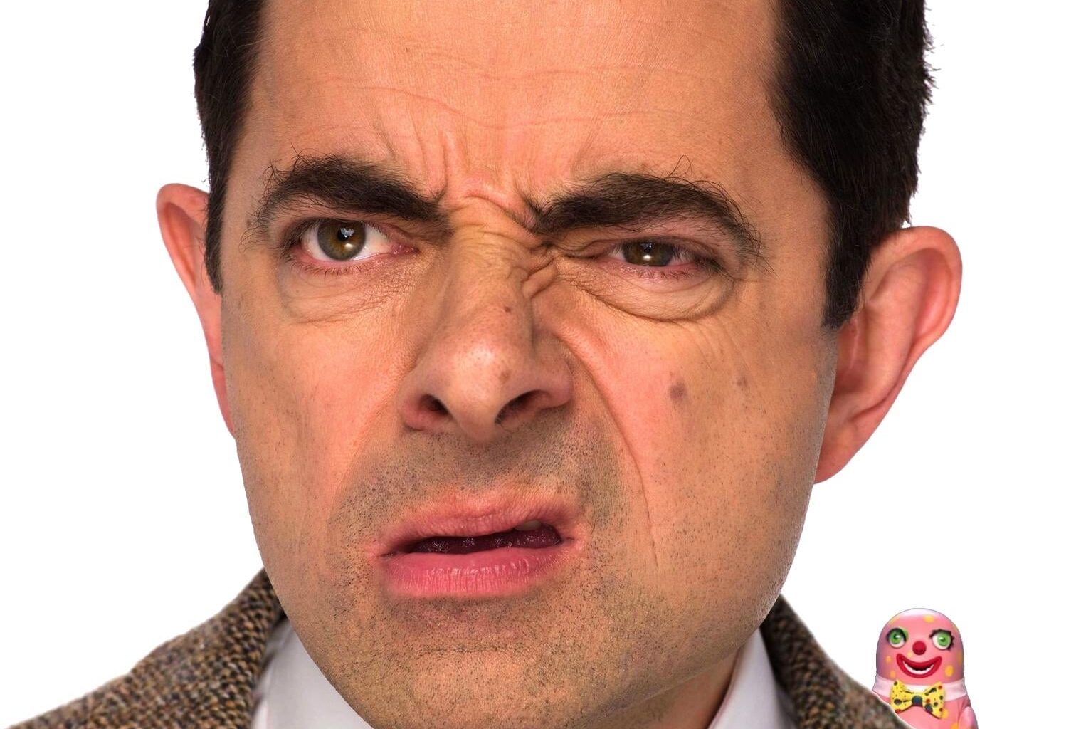 I'm slowly getting back into editing and starting off with GIMP (GNU Image Manipulation Program) took almost an hour getting mini blobby behind Mr Bean