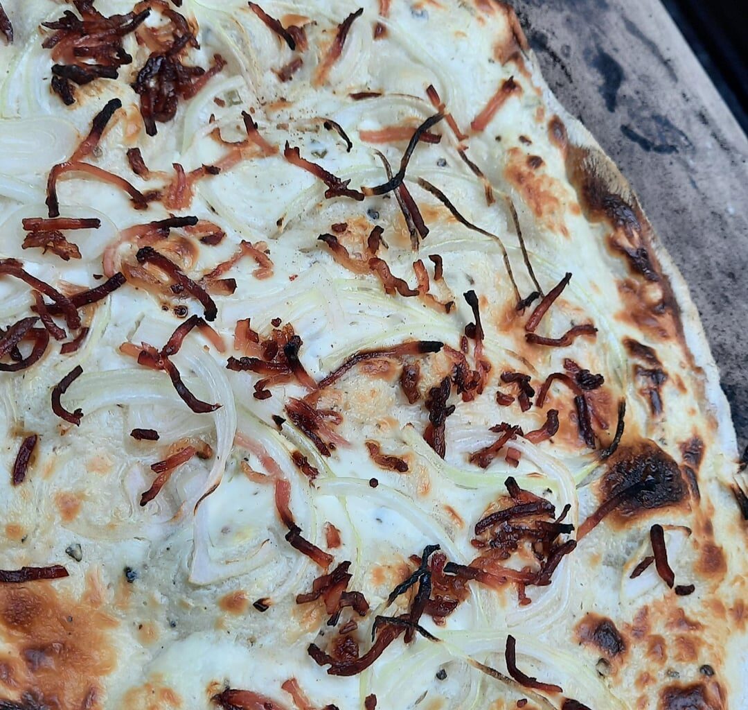 Hatte langeweile und habe viel zu viele Flammkuchen gemacht