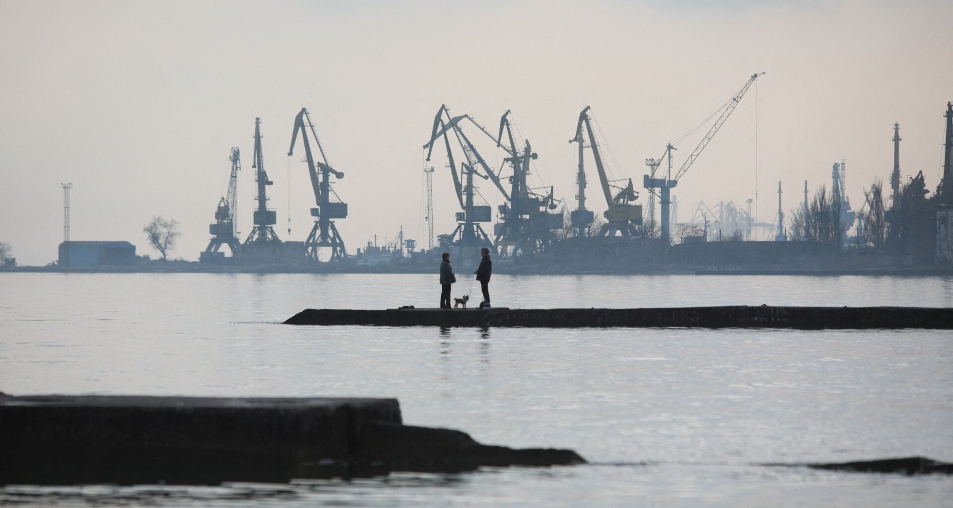 Russia pulls all warships from Sea of Azov: Ukraine