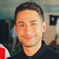 [David Ornstein] Manchester United agree deal to sign De Ligt (24) from Bayern Munich! €45m fee + €5m add-ons. They also bid €15m fee + €5m add-ons for Noussair Mazraoui (26) which was accepted. Rests on Wan-Bissaka: West Ham agree £15m fee, medical slated Sun/Mon, finalising exit