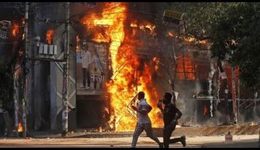 Bangladesh : près de 100 morts dimanche lors de manifestations antigouvernementales