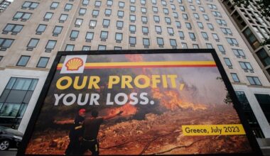 Shell Slammed for 'Planet-Wrecking' Profits as Temperatures Soar to New Heights