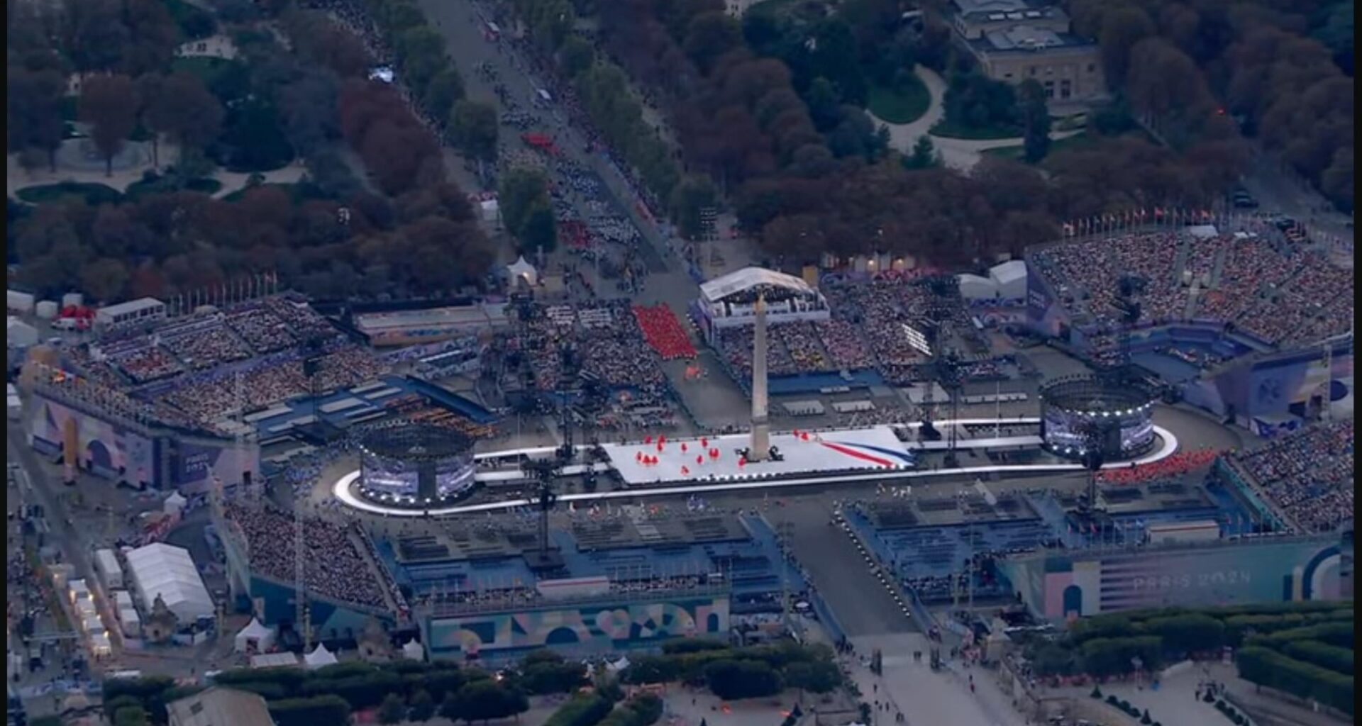 The aerial view is just surreal! Congratulations, Paris! Well done! 👏🍾❤️