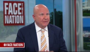 Listen to Republican H.R. McMaster straight-up confirm the basis of the *first* Trump impeachment: that Trump stalled critical military aid for Ukraine to try to get election dirt on the Bidens. Sheesh.