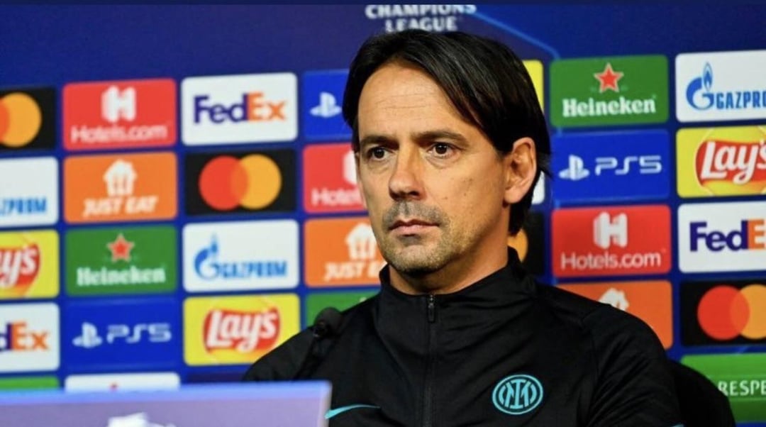 Inzaghi when he first joined Inter vs. Inzaghi after 3 years at Inter. This is what Pazza Inter does to a man.