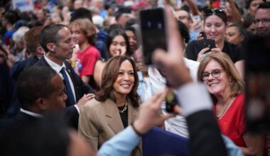 Poll: Democrats trust Harris far more than Republicans trust Trump