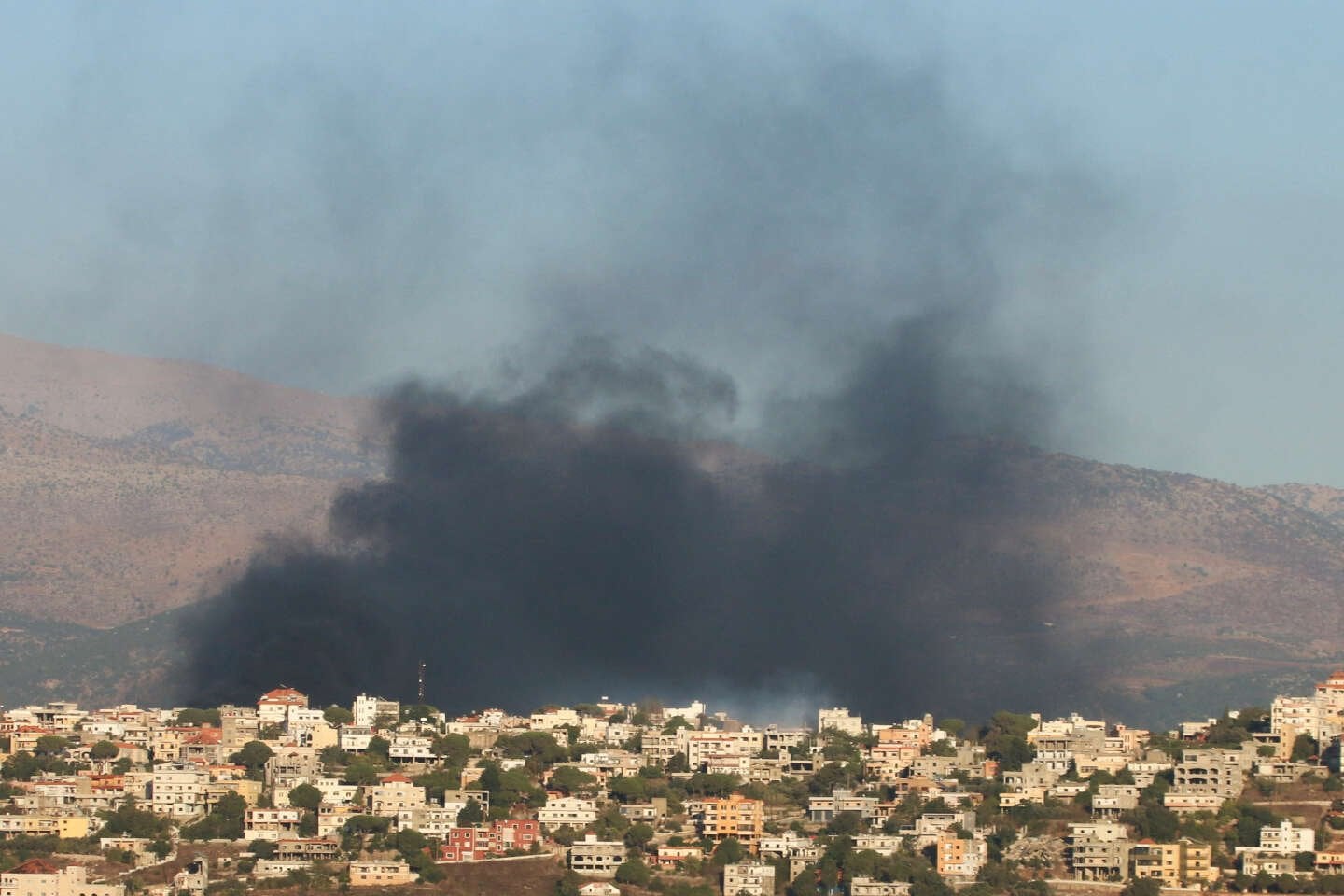 Ce que l’on sait de l’attaque d’ampleur lancée par le Hezbollah libanais contre Israël