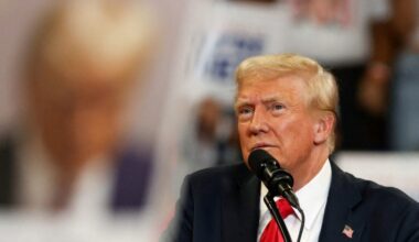 Trump holds news conference at Mar-a-Lago and boy does he look old, frail and tired. lol