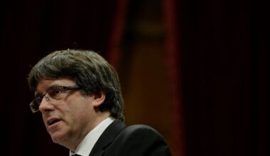 "Retour de l'exil" : Carles Puigdemont en route vers l'Espagne