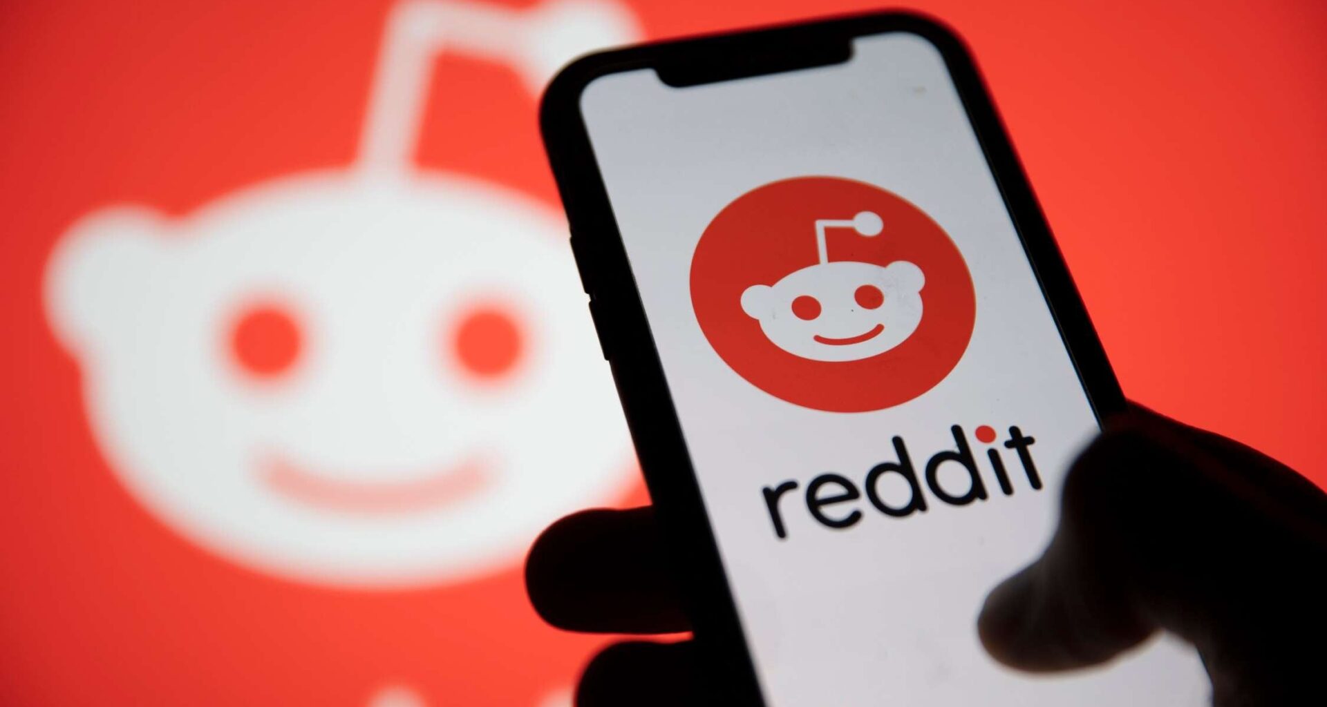 La recherche alimentée par l'IA arrive aussi sur Reddit