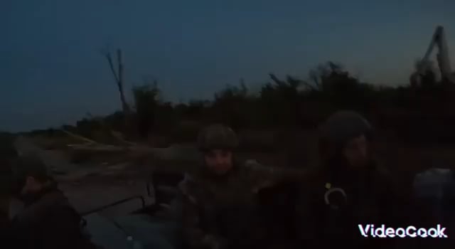 Russian soldiers close encounter with FPV drone