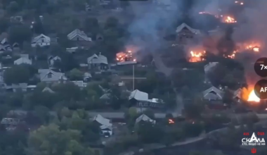 Drone footage by the Ukrainian 425th Assault Battalion "Skala" shows them using an M113 and M2A2 Bradley to transport soldiers and to engage Russian positions. Toretsk, Donetsk Oblast.