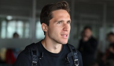 [Romano] Federico Chiesa: “I’m very happy, I can’t wait to become new Liverpool player. Me and my family, we’re so happy really”. “Let me say thanks to Juventus and the fans, they have been always special with me”. “Now it’s time for #LFC, I’m so happy. I can’t wait!”.