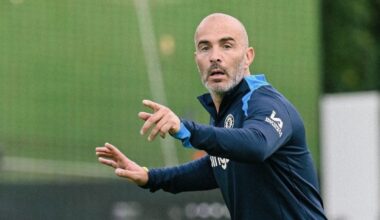 [Fabrizio Romano] Maresca: “I am not working with 42 players. I am working with 21 players”. “The other 15-20 players are training apart. I don't see them. It's not a mess like it looks from outside. Absolutely not”. “They can even have 20 years contract, it’s not my point. I don’t care”.