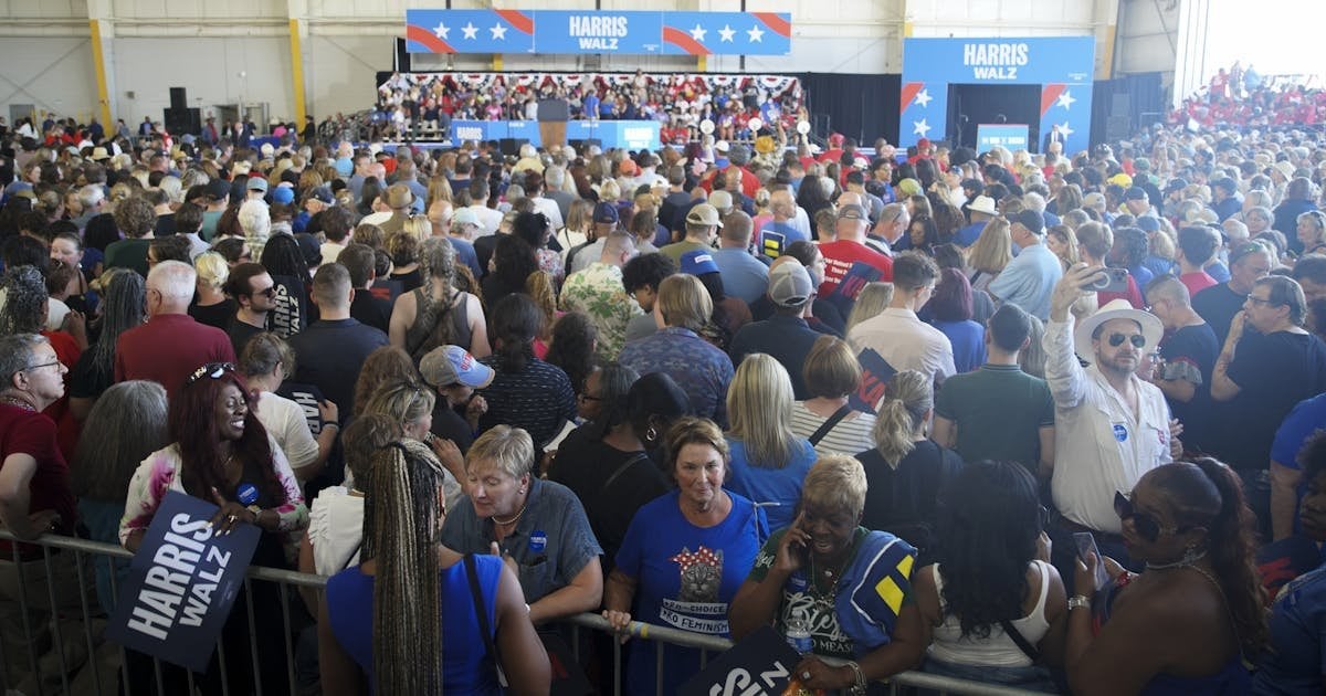 Panicking Trump Melts Down Over How Big Kamala’s Crowds Are