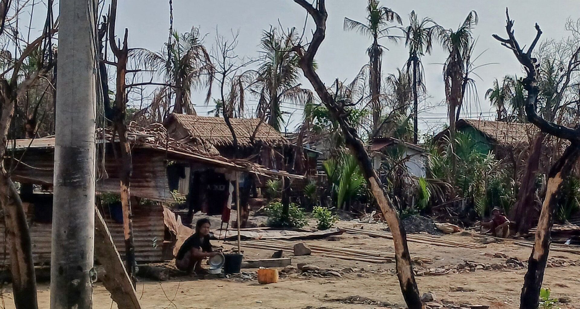 More injured Rohingya arriving in Bangladesh as Myanmar war intensifies | Rohingya News