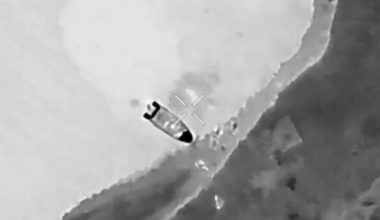 UA Recon Strike Group Hora ("Hora Group") spotted two groups of Russian soldiers mooring a boat, who are targeted w/ a munition drop. The boat floats away and is lost, and the surviving Russians are targeted with further munition drops over the next hours. [Archival] Published August 5, 2024