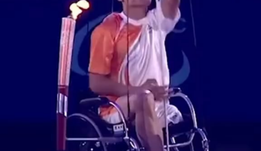 Flashback to Hou Bin’s famous climb to light the flame at the Beijing 2008 Paralympics