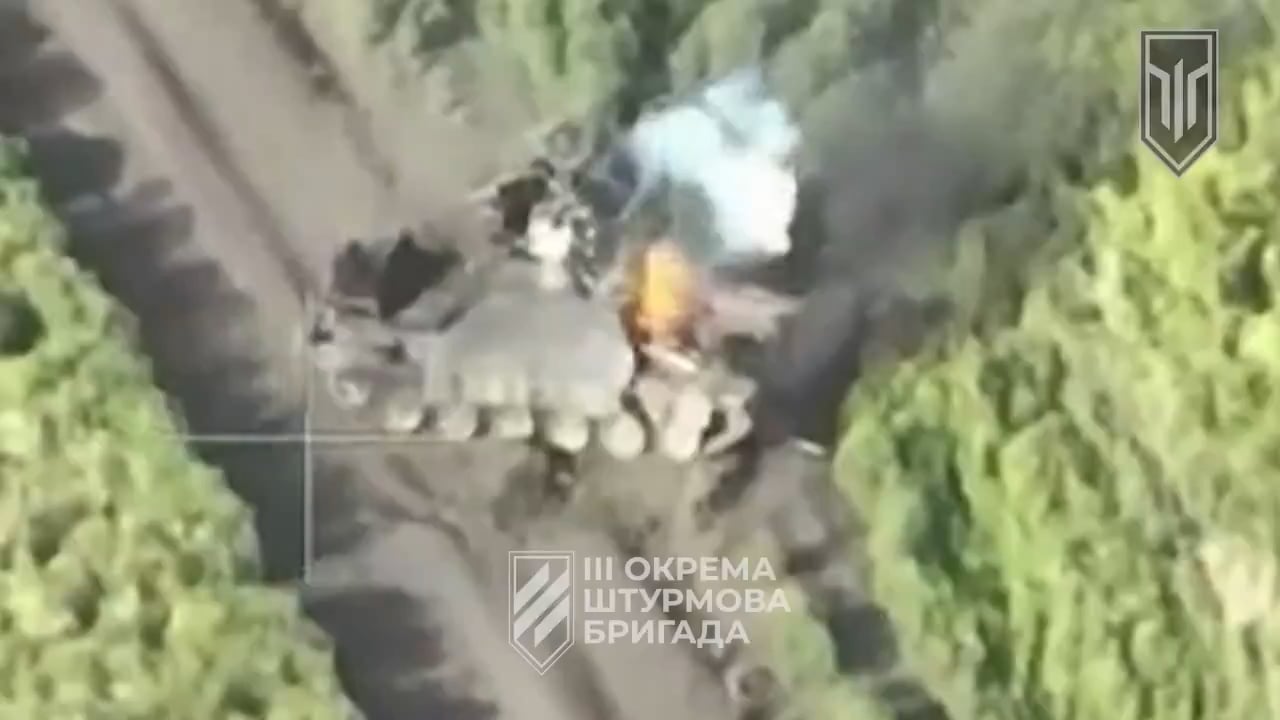 Footage of a Ukrainian FPV attack on a Russian MT-LB with an RBU-6000 Smerch-2 213-mm caliber Soviet anti-submarine rocket launcher installed on top.