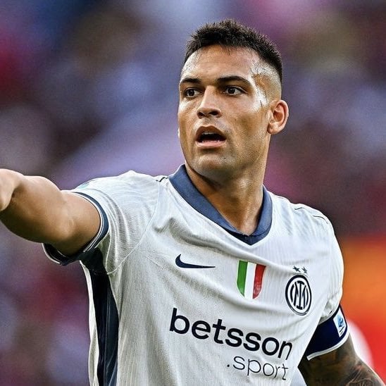 [Sky Sports] BREAKING: Lautaro Martínez did not train today due to muscle fatigue. The forward could MISS #Inter’s match against Lecce tomorrow. 🇦🇷❌