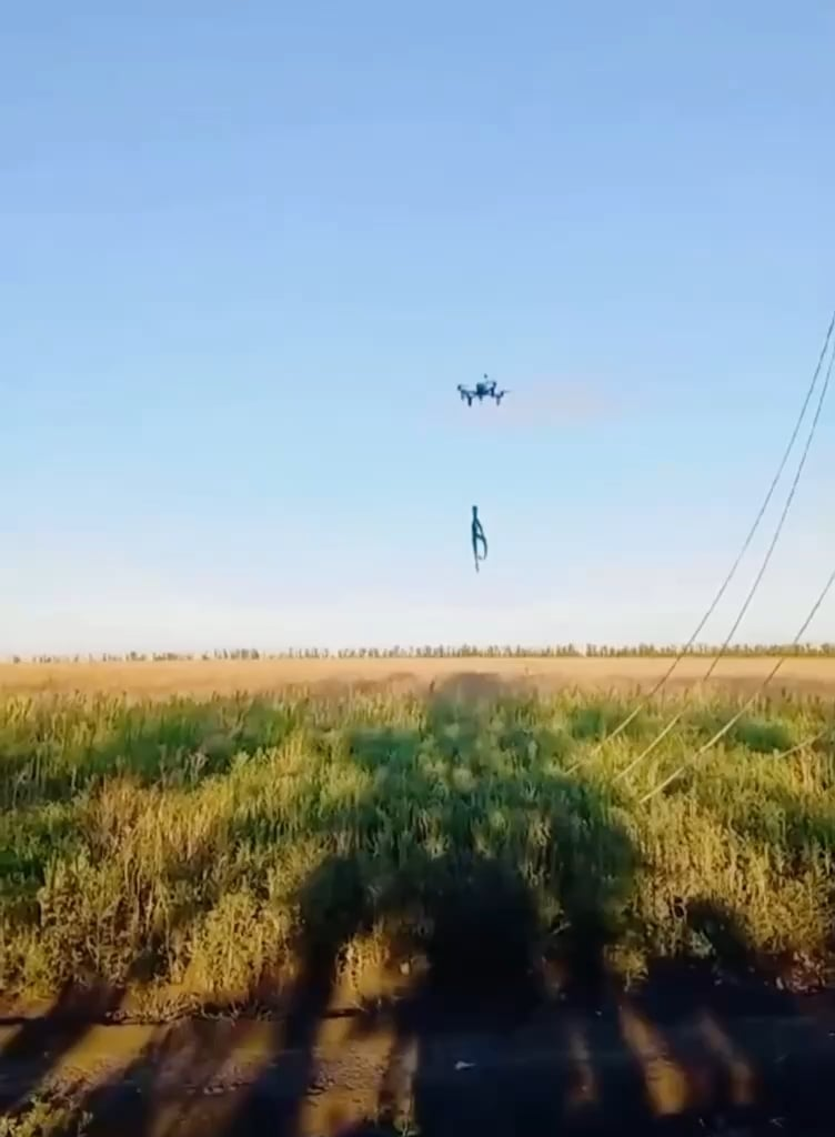 Ukrainian military mounted an AK-74 on an FPV drone